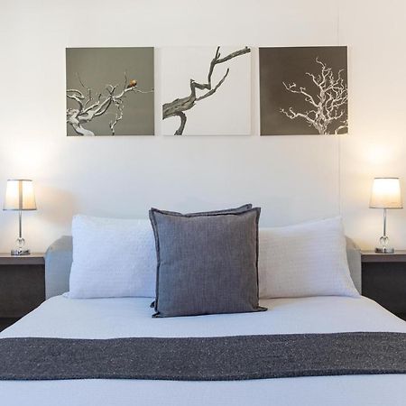 The Nicol Hotel Bedfordview Йоханесбург Екстериор снимка