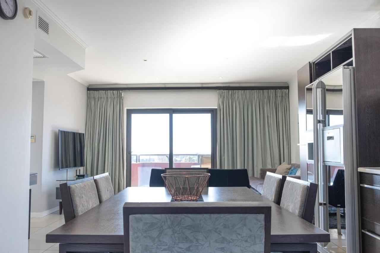 The Nicol Hotel Bedfordview Йоханесбург Екстериор снимка