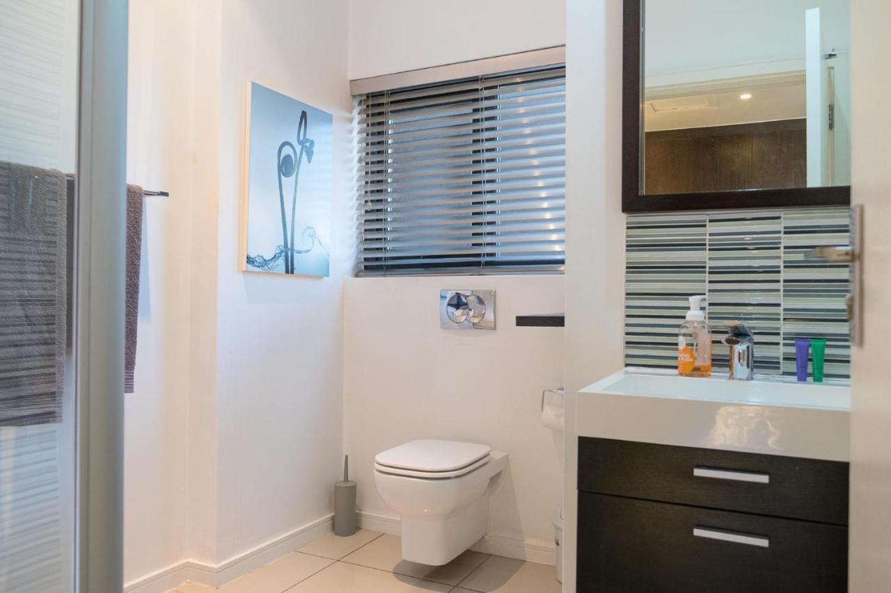 The Nicol Hotel Bedfordview Йоханесбург Екстериор снимка